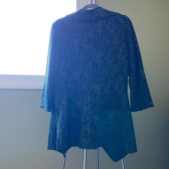 CALVIN KLEIN Patterned Blazer (size 8) - Picture 4 of 5